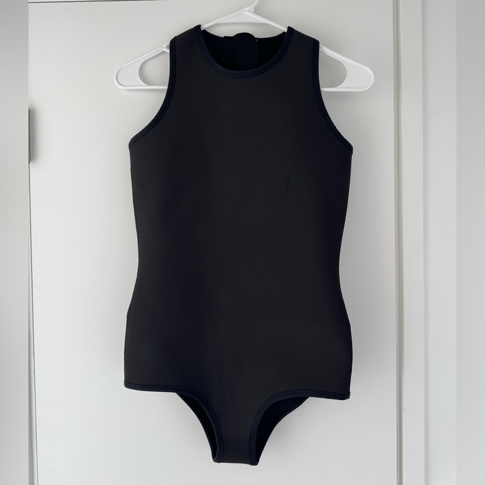 ansea Yulex Black Wetsuit - Picture 3 of 9